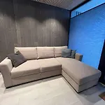 Explorers Rest, شقة هينينغفير